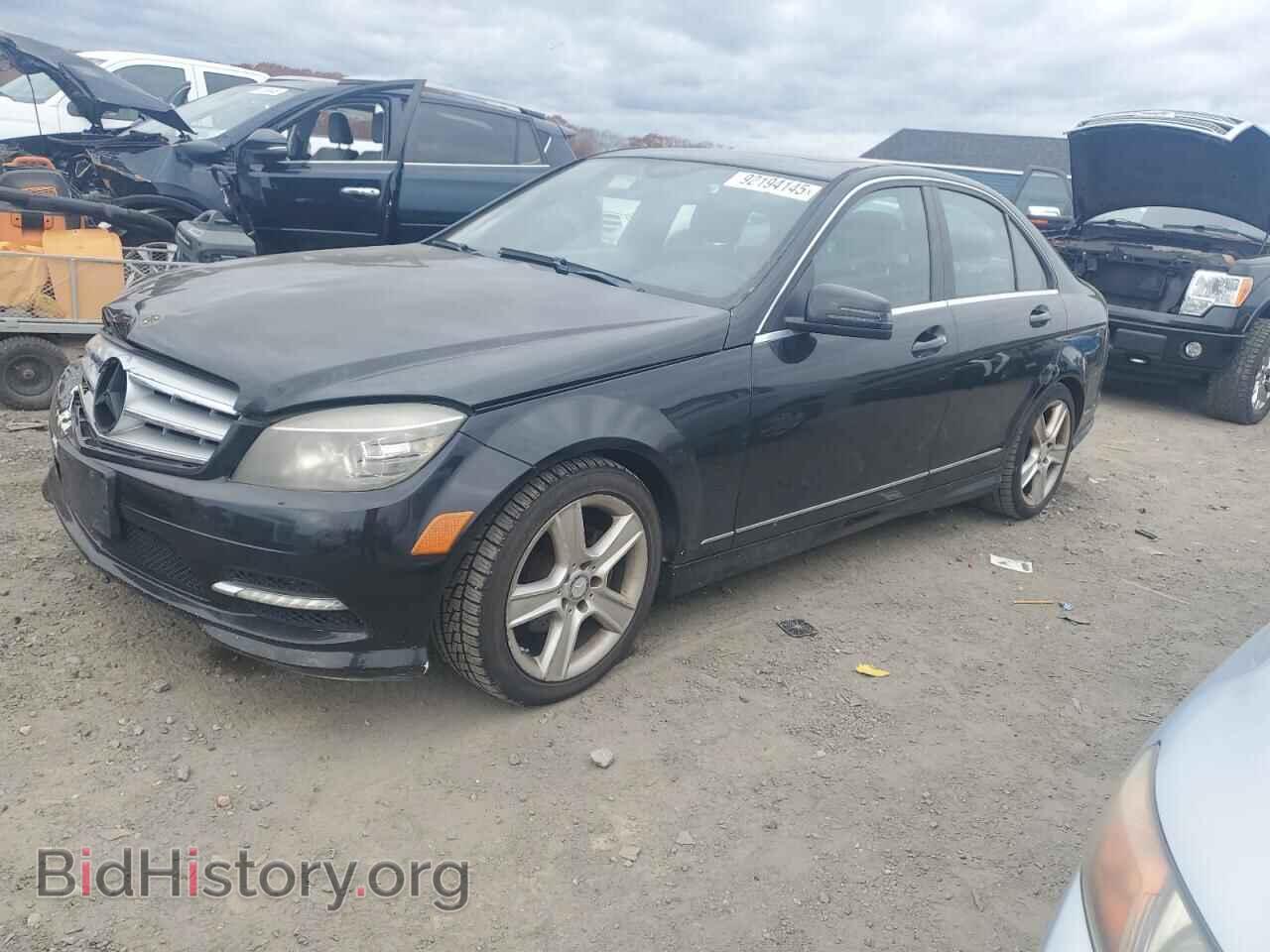 Photo WDDGF8BB3BR149663 - MERCEDES-BENZ C-CLASS 2011