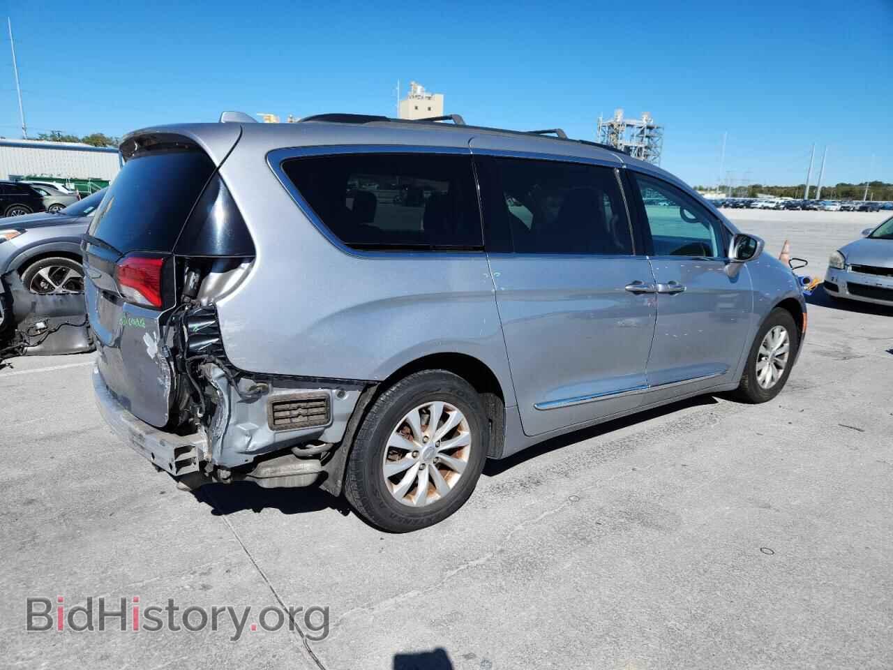 2017 CHRYSLER PACIFICA - VIN: 2C4RC1BG3HR543889 - Фото 3