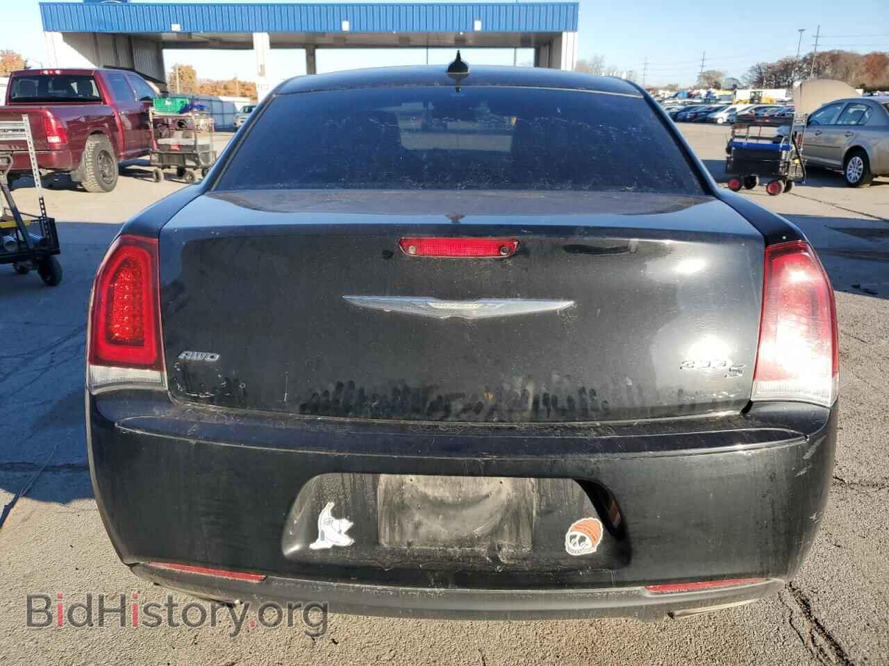 2018 CHRYSLER 300 - VIN: 2C3CCAGGXJH293601 - Фото 6