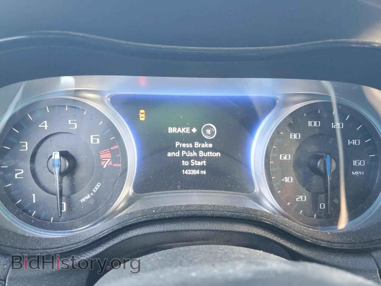 2018 CHRYSLER 300 - VIN: 2C3CCAGGXJH293601 - Фото 9