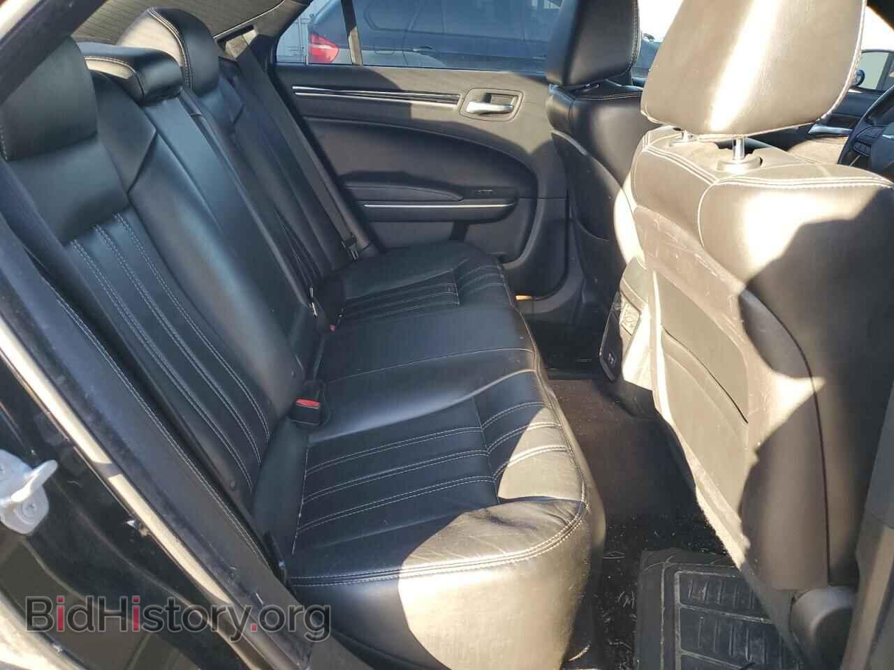2018 CHRYSLER 300 - VIN: 2C3CCAGGXJH293601 - Фото 10