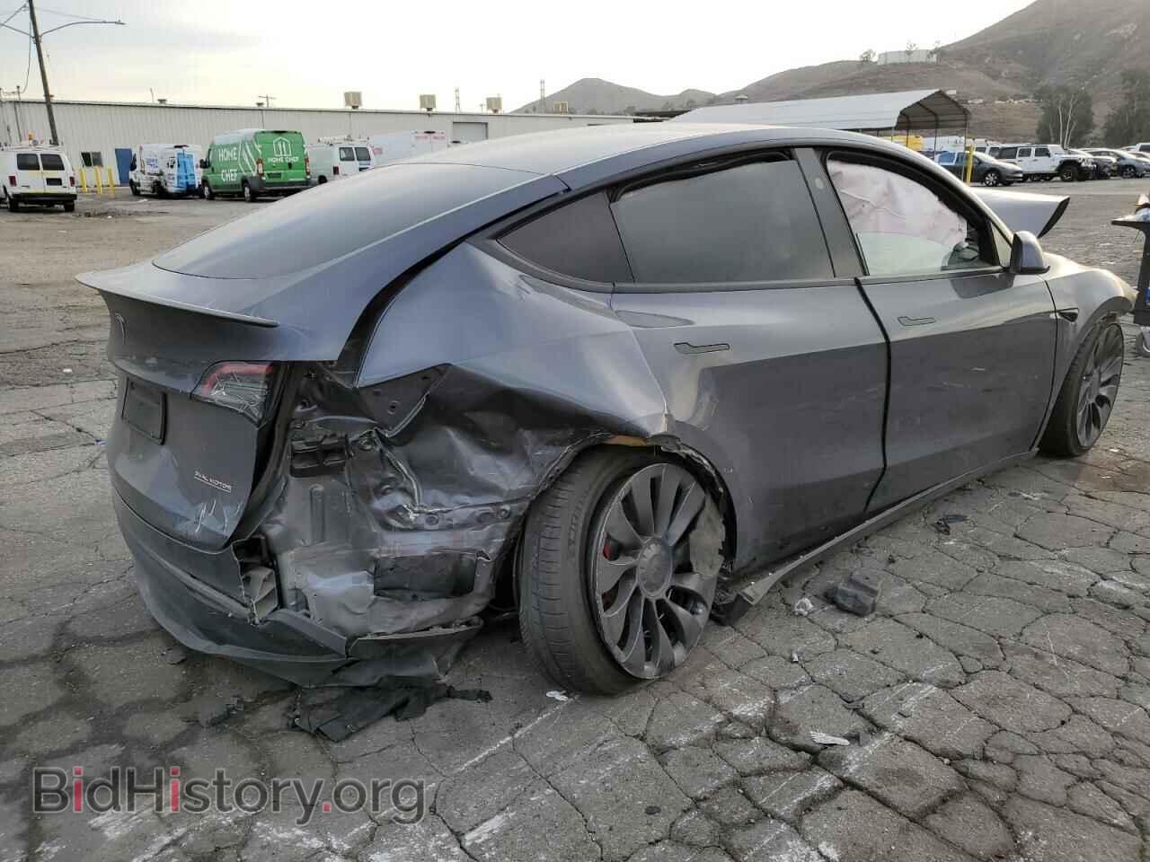 2023 TESLA MODEL Y - VIN: 7SAYGDEFXPF813749 - Photo 3