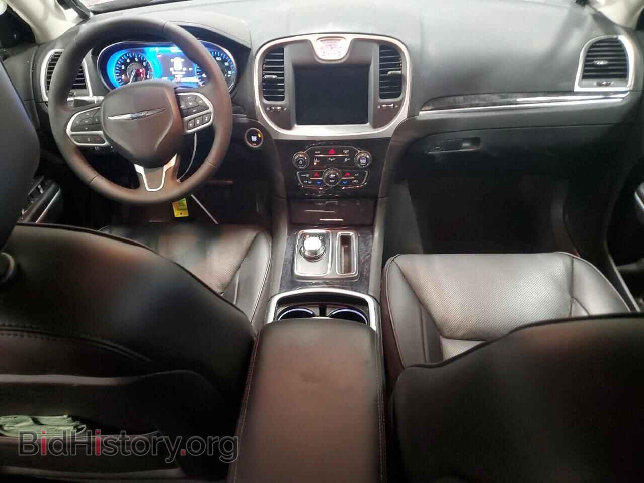 2023 CHRYSLER 300 - VIN: 2C3CCASG0PH614030 - Фото 8