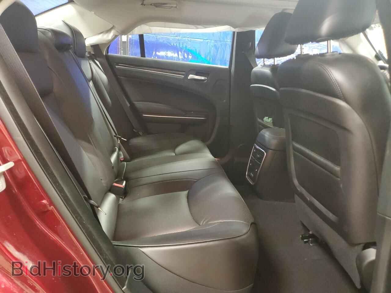 2023 CHRYSLER 300 - VIN: 2C3CCASG0PH614030 - Фото 10