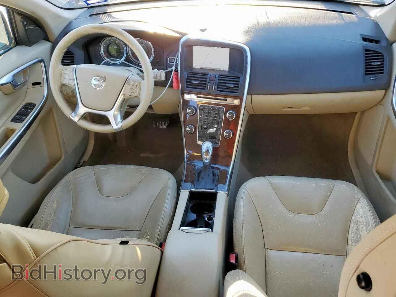 2013 VOLVO XC60 - VIN: YV4952DZ2D2388093 - Photo 8