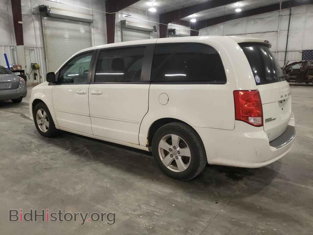 2013 DODGE CARAVAN - VIN: 2C4RDGBG1DR562158 - Фото 2