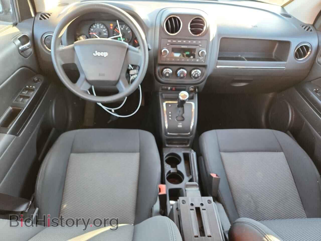 2010 JEEP COMPASS - VIN: 1J4NF4FB0AD601417 - Фото 8