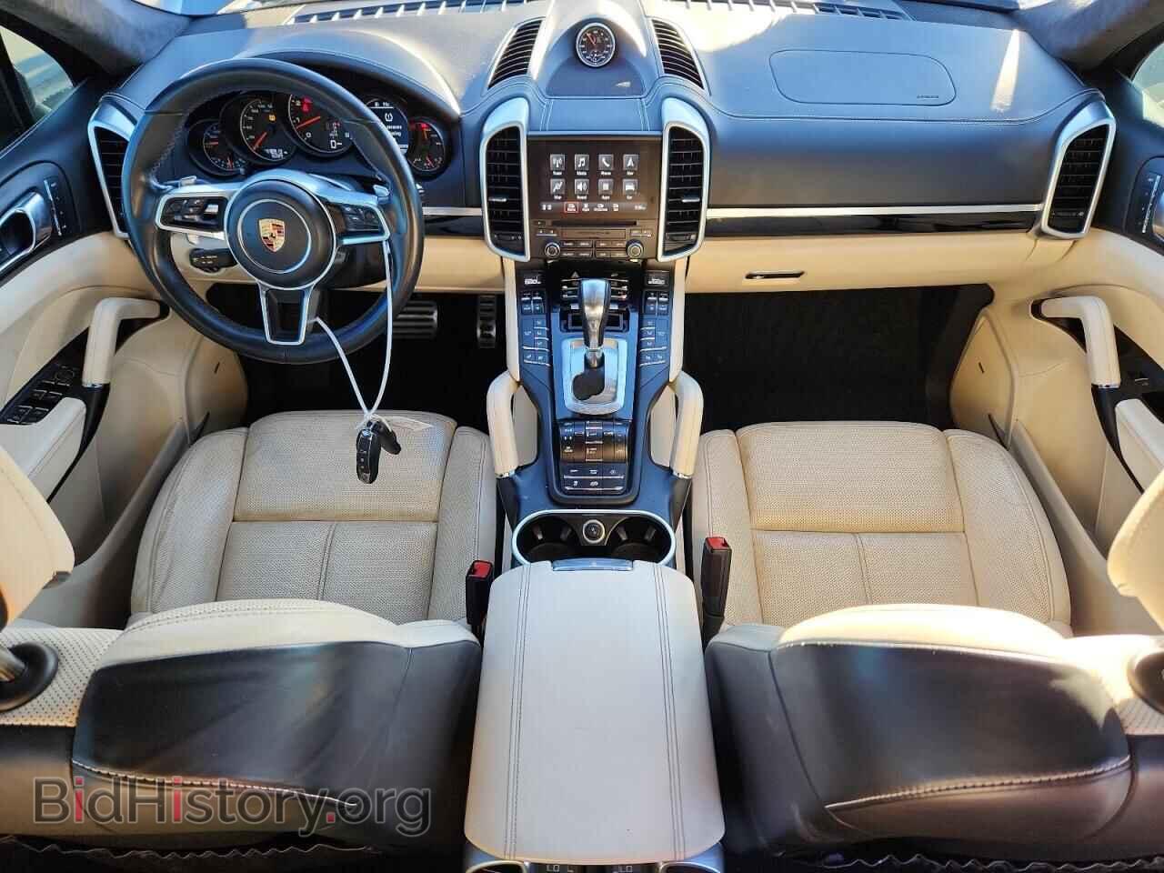 2017 PORSCHE CAYENNE - VIN: WP1AD2A22HLA83167 - Фото 8