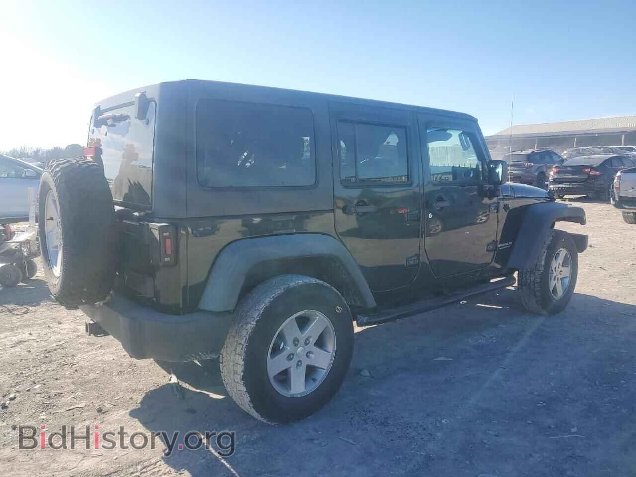2011 JEEP WRANGLER - VIN: 1J4BA6H16BL512301 - Фото 3