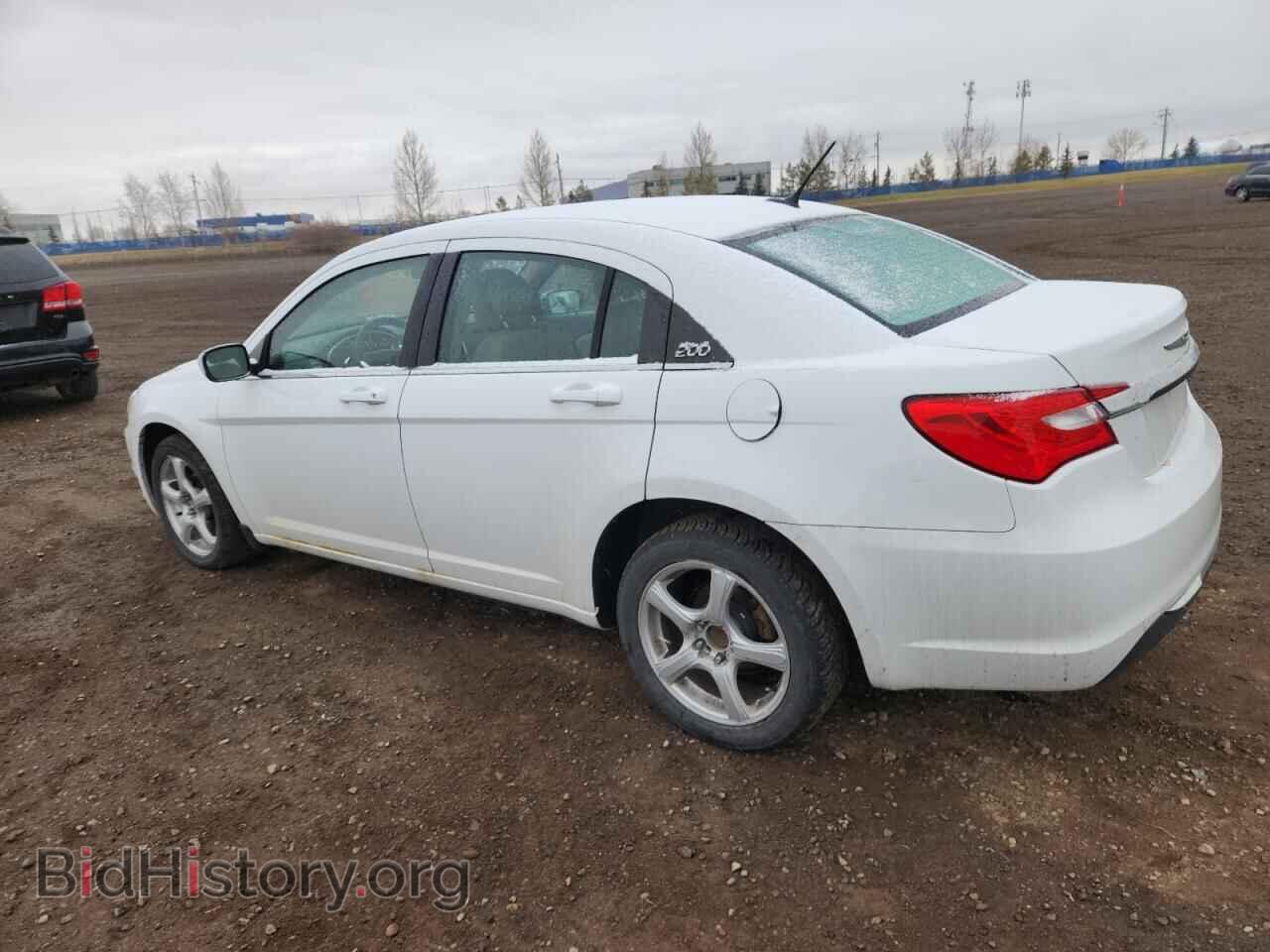 2012 CHRYSLER 200 - VIN: 1C3CCBABXCN201190 - Фото 2