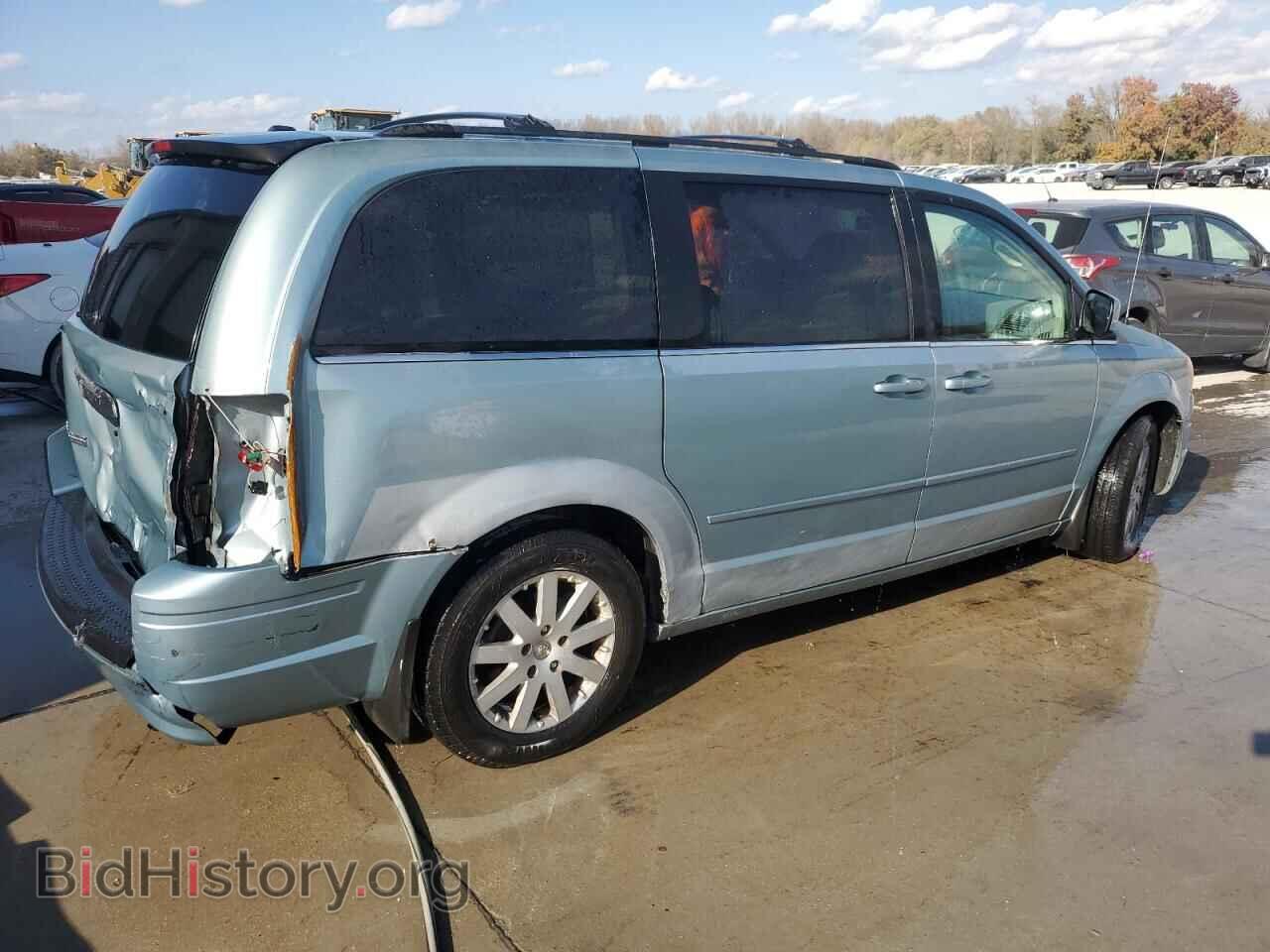 2008 CHRYSLER MINIVAN - VIN: 2A8HR54P38R625824 - Фото 3