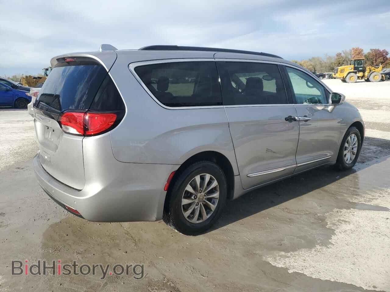 2017 CHRYSLER PACIFICA - VIN: 2C4RC1BGXHR524255 - Фото 3