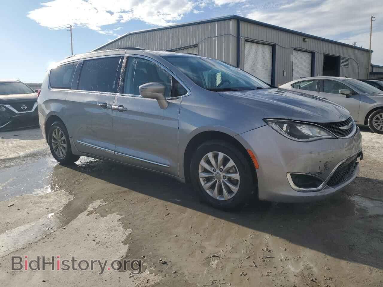 2017 CHRYSLER PACIFICA - VIN: 2C4RC1BGXHR524255 - Фото 4