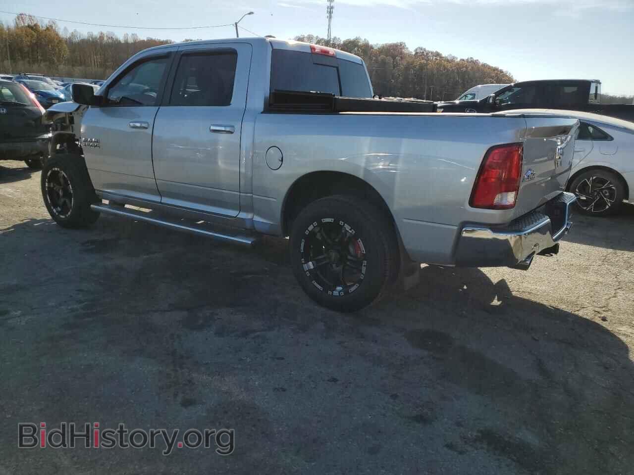 2015 RAM 1500 - VIN: 1C6RR7LTXFS704982 - Фото 2