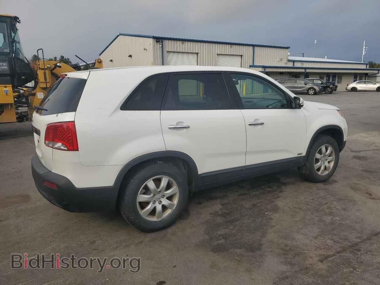 2012 KIA SORENTO - VIN: 5XYKTCA63CG252408 - Фото 3