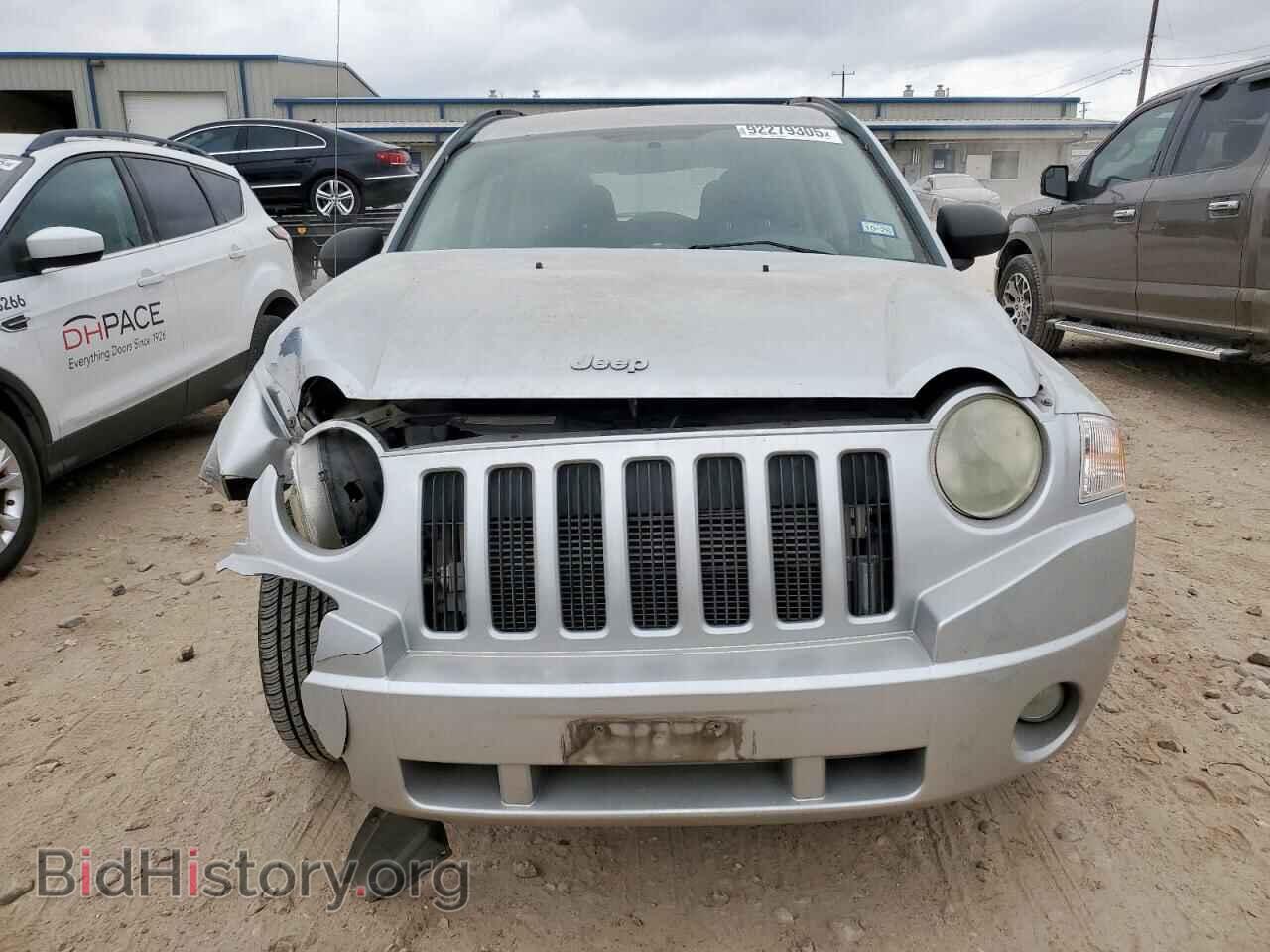 2010 JEEP COMPASS - VIN: 1J4NT4FB3AD640902 - Фото 5