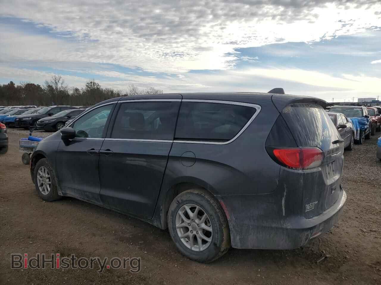 2017 CHRYSLER PACIFICA - VIN: 2C4RC1CG7HR704971 - Photo 2