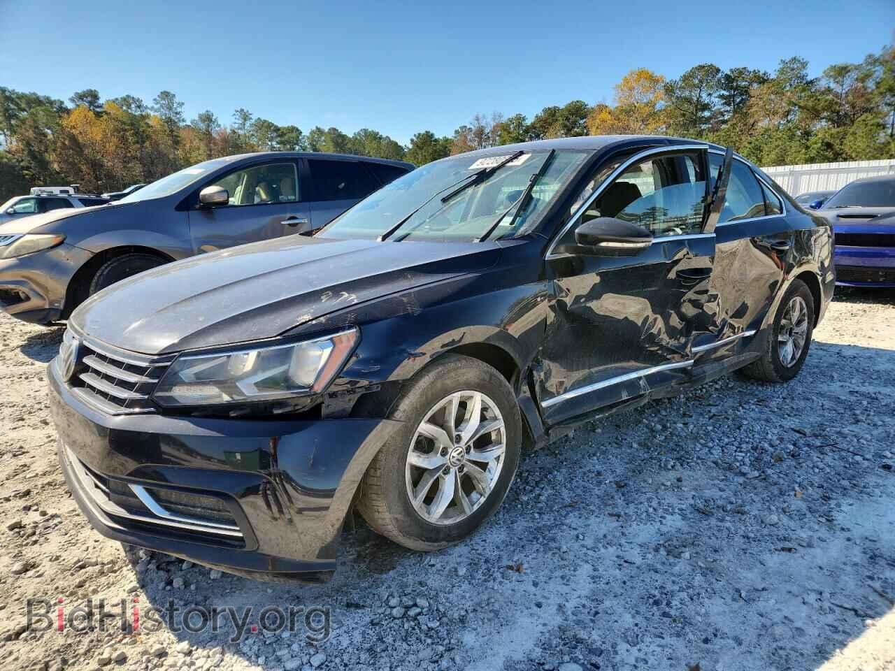 Фотография 1VWAT7A34HC002337 - VOLKSWAGEN PASSAT 2017