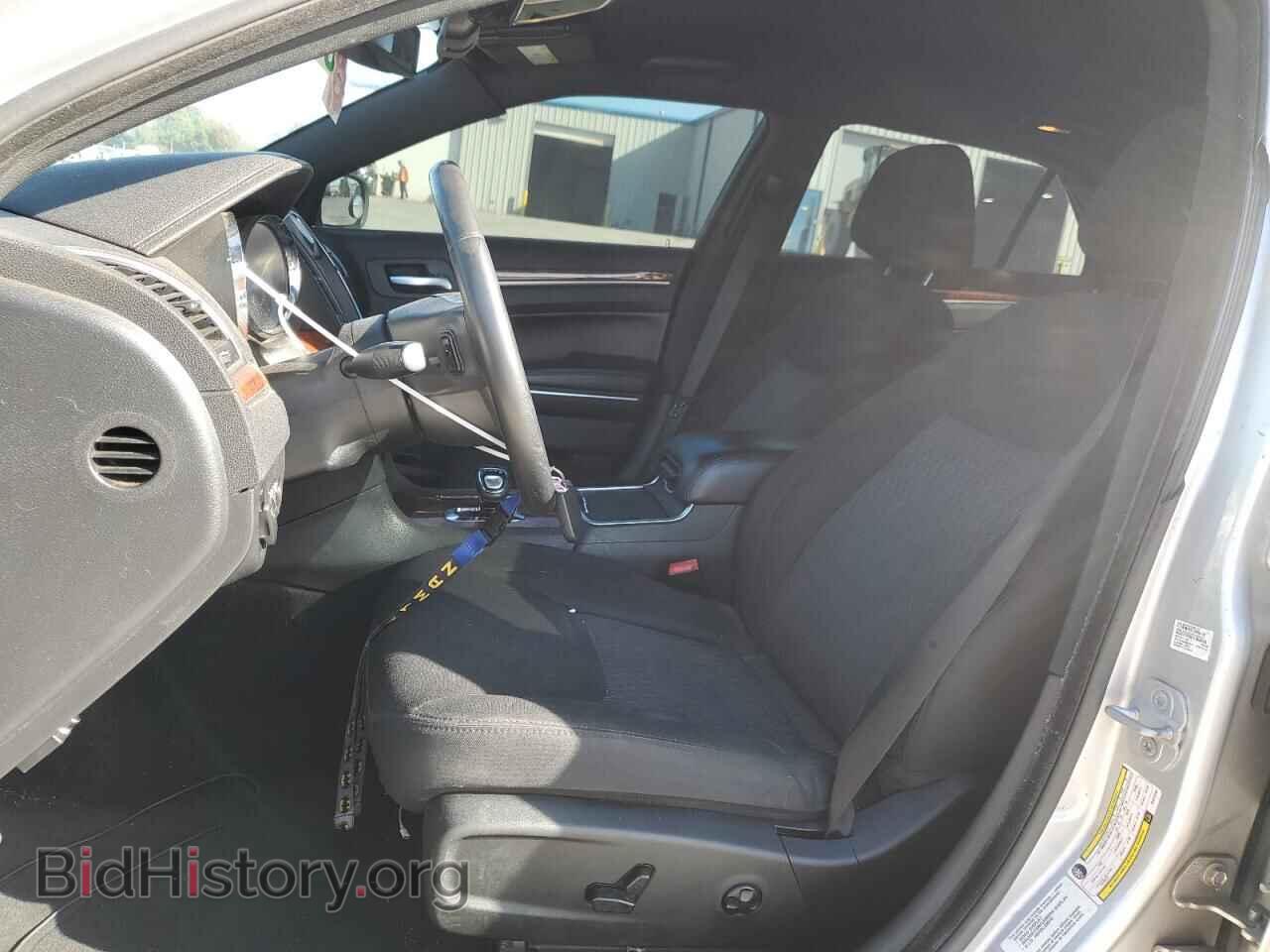 2012 CHRYSLER 300 - VIN: 2C3CCAAG5CH273297 - Фото 7