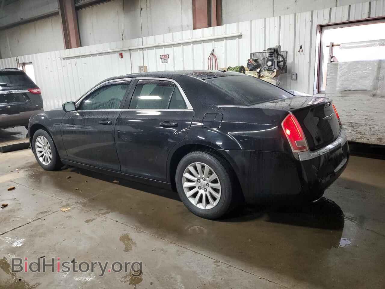 2012 CHRYSLER 300 - VIN: 2C3CCAAG5CH107846 - Photo 2