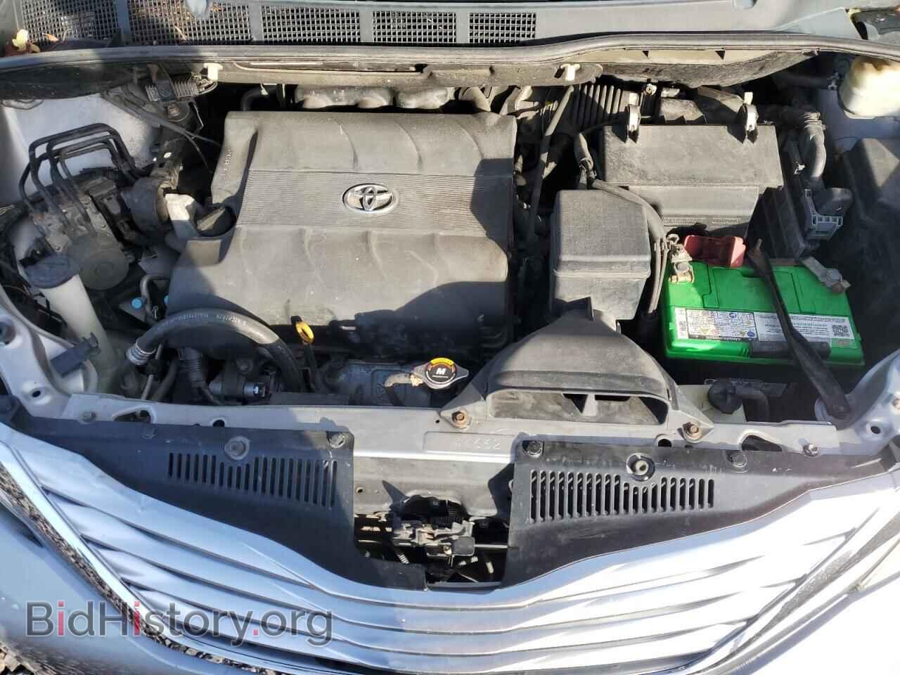 2011 TOYOTA All Models - VIN: 5TDDK3DC2BS027475 - Photo 12