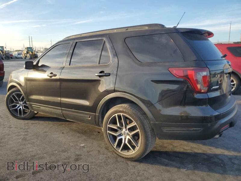 2018 Ford EXPLORER (VIN 1FM5K8GT3JGB43639) — фото 2 из 13