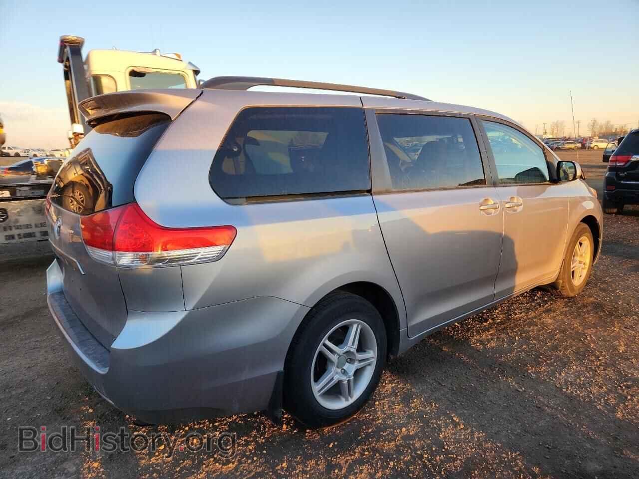 2012 TOYOTA SIENNA - VIN: 5TDKA3DC0CS009956 - Фото 3