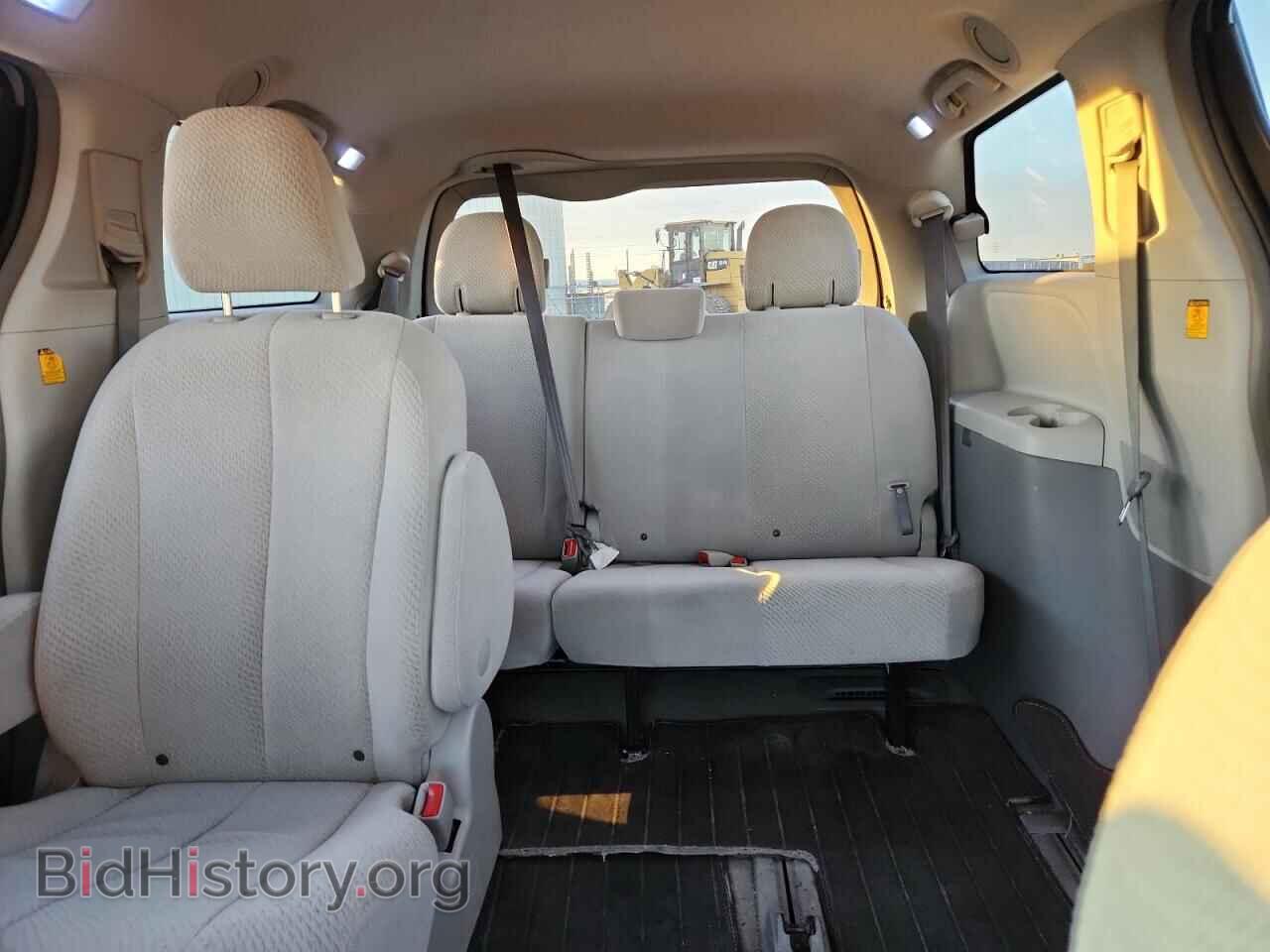 2012 TOYOTA SIENNA - VIN: 5TDKA3DC0CS009956 - Фото 10