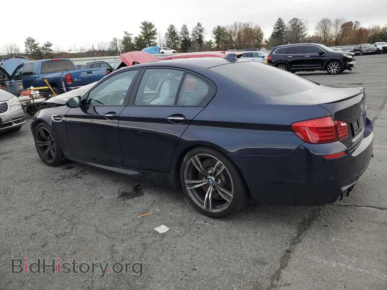 2013 BMW M5 - VIN: WBSFV9C52DC773329 - Фото 2