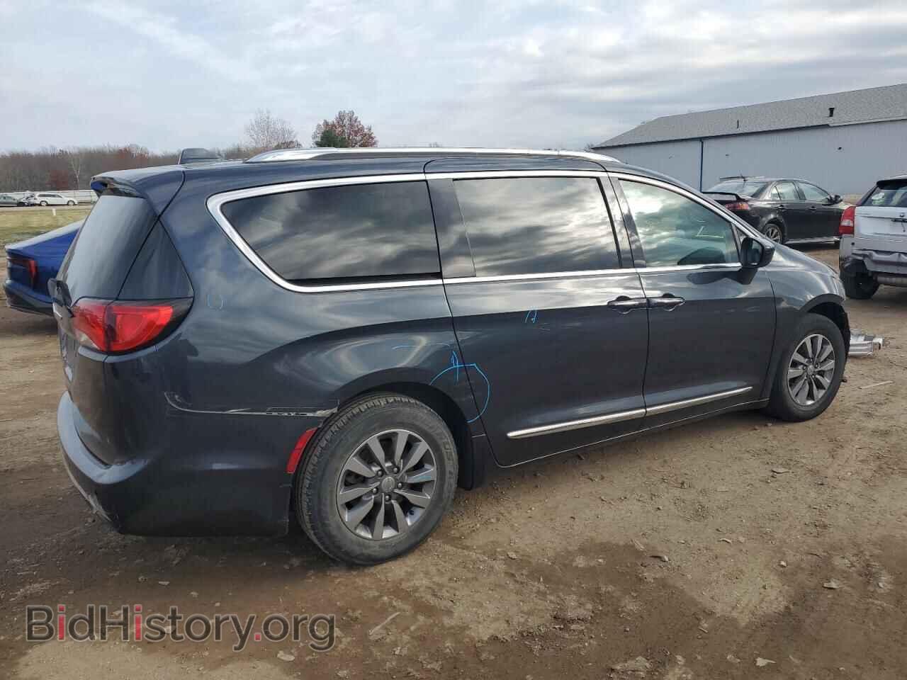 2019 CHRYSLER PACIFICA - VIN: 2C4RC1EG3KR628167 - Фото 3
