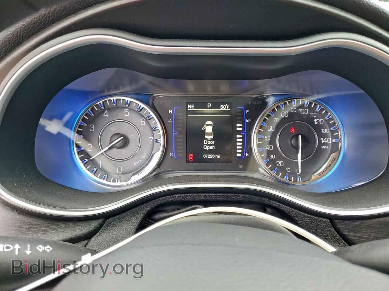 2015 CHRYSLER 200 - VIN: 1C3CCCAB8FN711340 - Фото 9