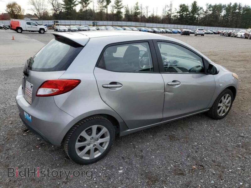 2011 Mazda 2 (VIN JM1DE1HZ0B0112330) — фото 3 из 12