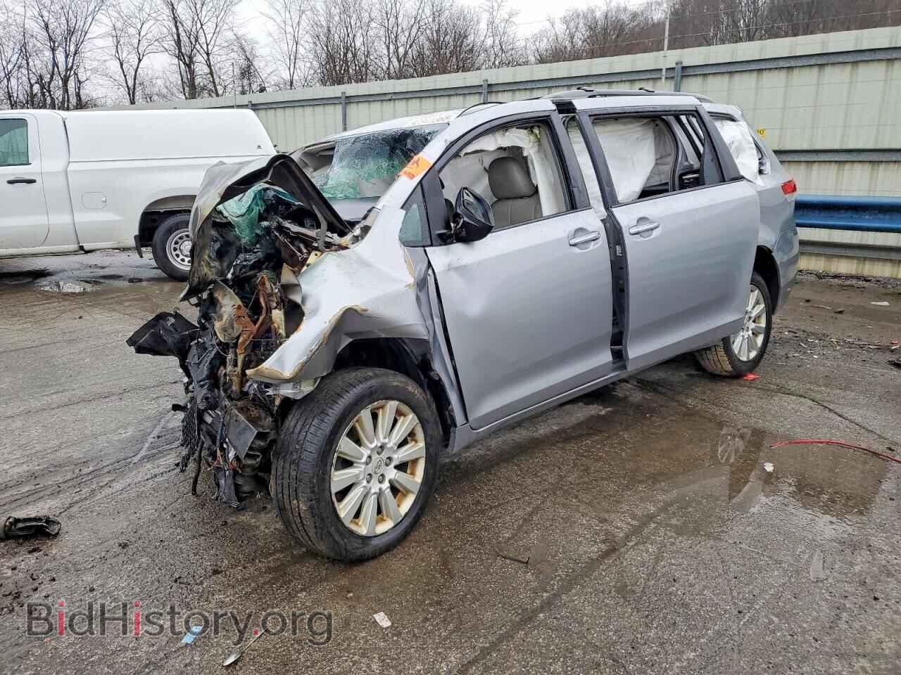 Photo 5TDDK3DC9CS044419 - TOYOTA All Models 2012
