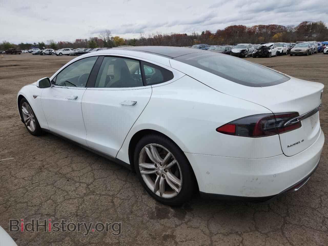 2015 TESLA MODEL S - VIN: 5YJSA1H21FF084437 - Фото 2