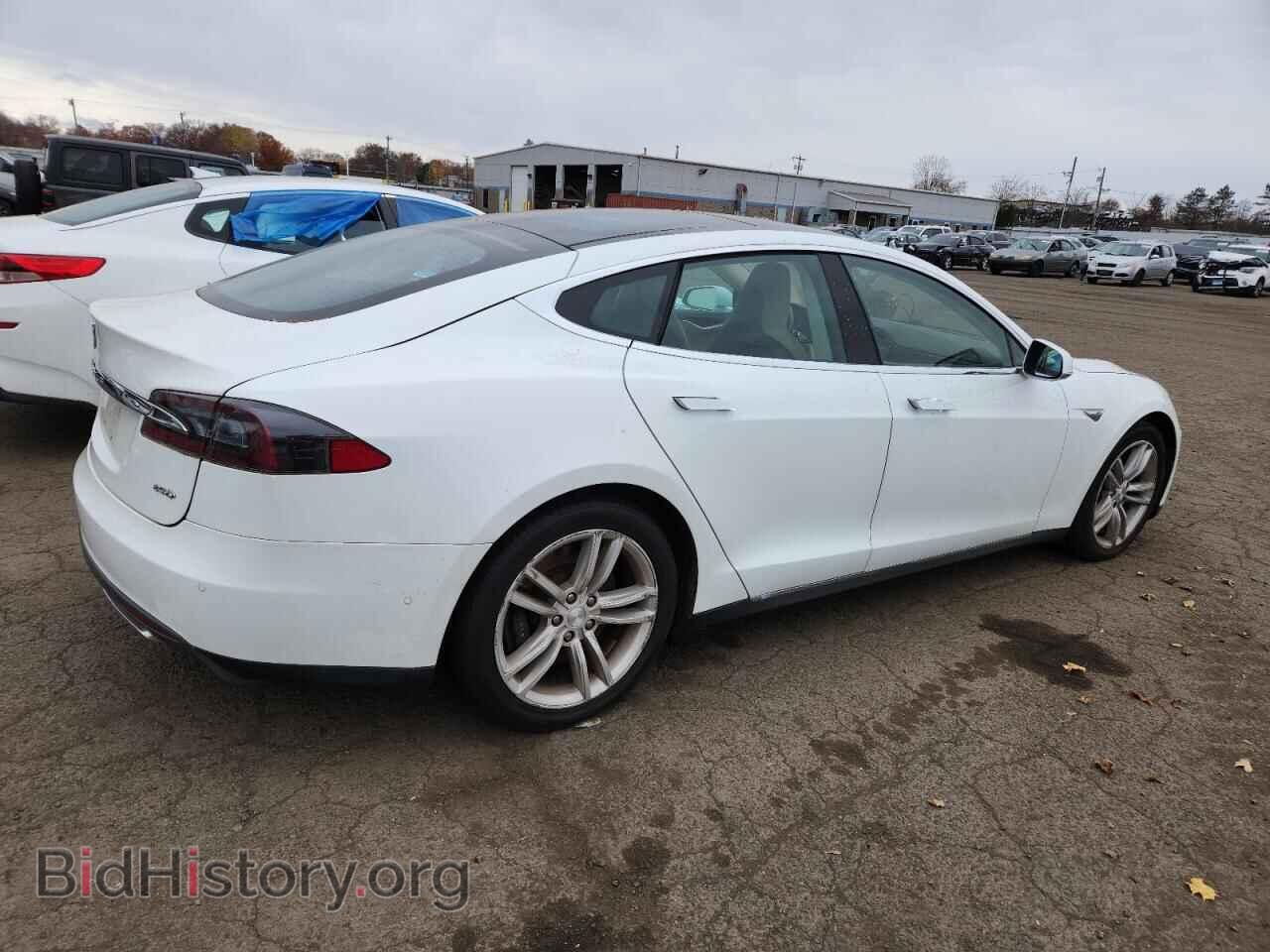 2015 TESLA MODEL S - VIN: 5YJSA1H21FF084437 - Фото 3