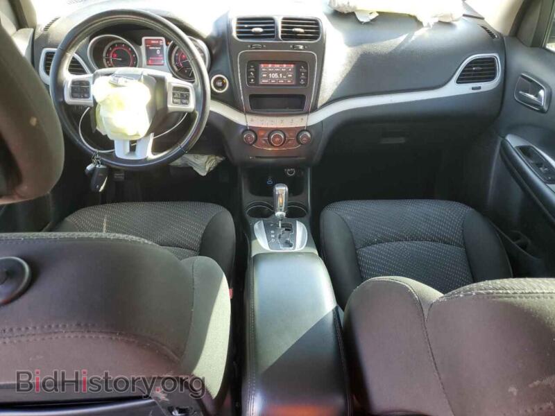 2020 Dodge JOURNEY (VIN 3C4PDCAB1LT182190) — photo 8 of 16