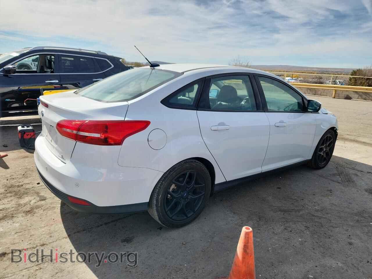 2016 FORD FOCUS - VIN: 1FADP3F25GL256060 - Фото 3