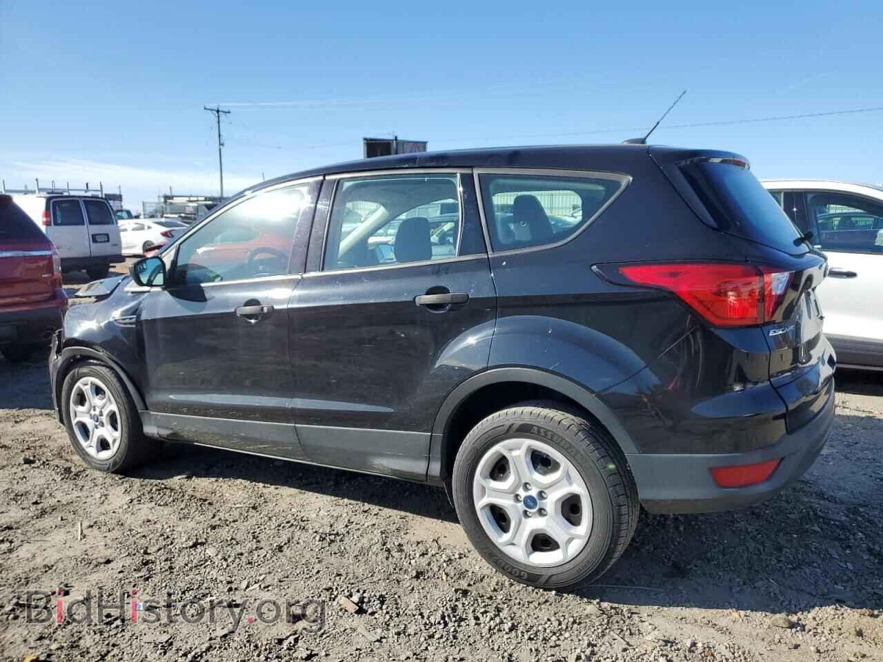 2019 FORD ESCAPE - VIN: 1FMCU0F72KUC46724 - Фото 2