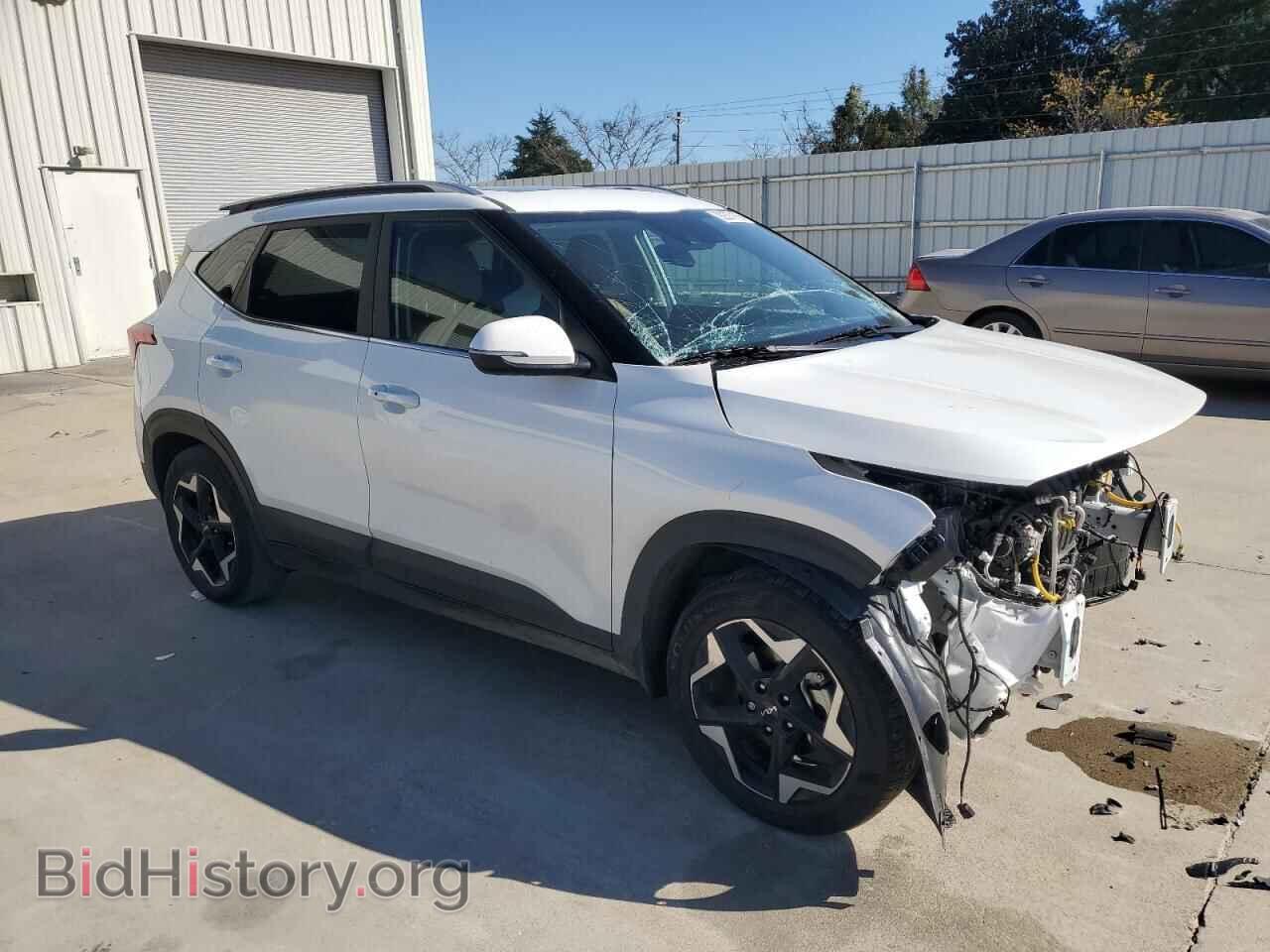 2025 KIA SELTOS - VIN: KNDER2AA6S7726101 - Фото 4