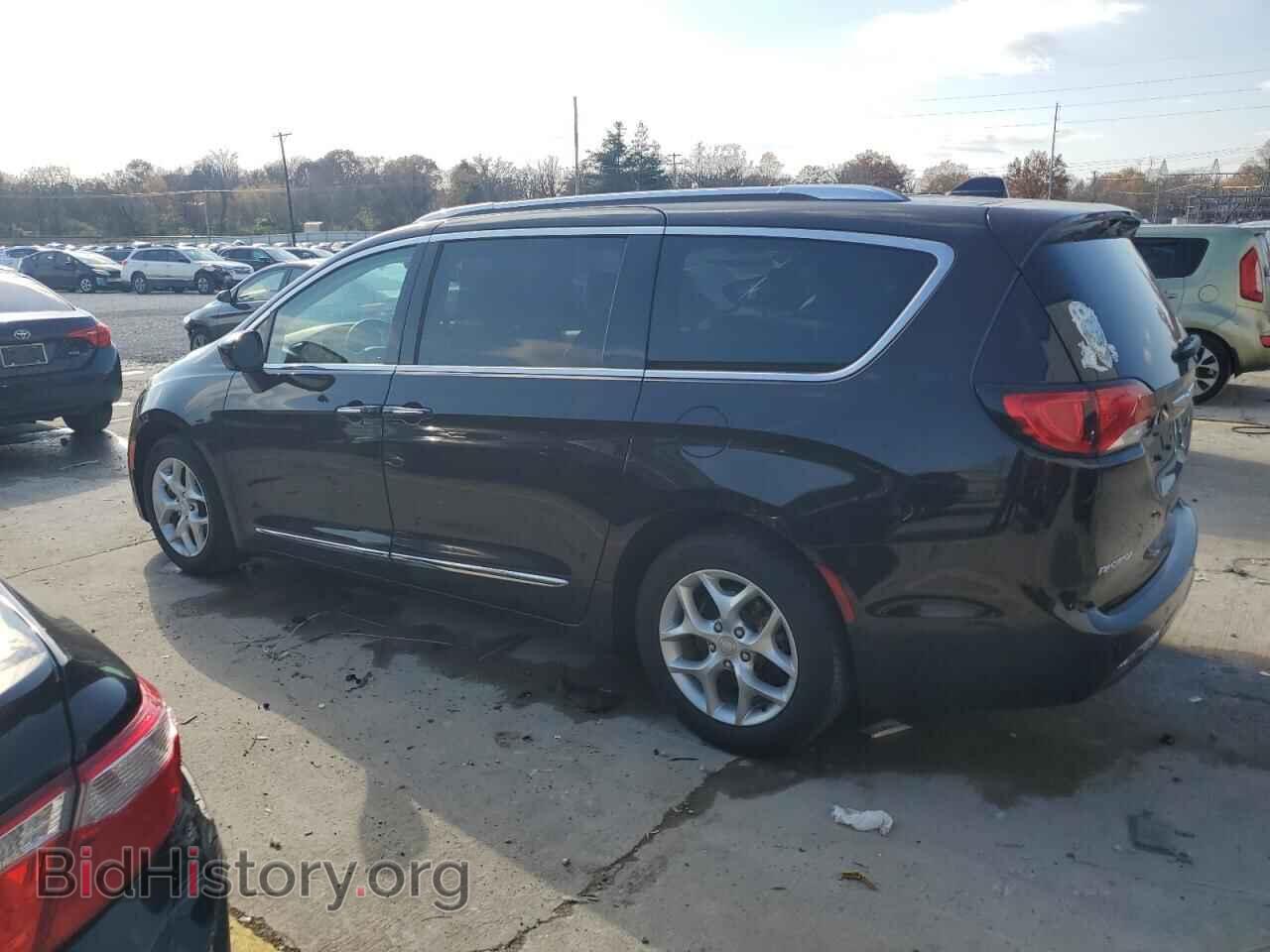 2018 CHRYSLER PACIFICA - VIN: 2C4RC1EG0JR317536 - Photo 2