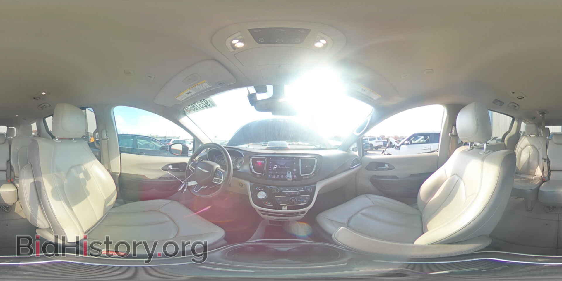 2018 CHRYSLER PACIFICA - VIN: 2C4RC1EG0JR317536 - Photo 15