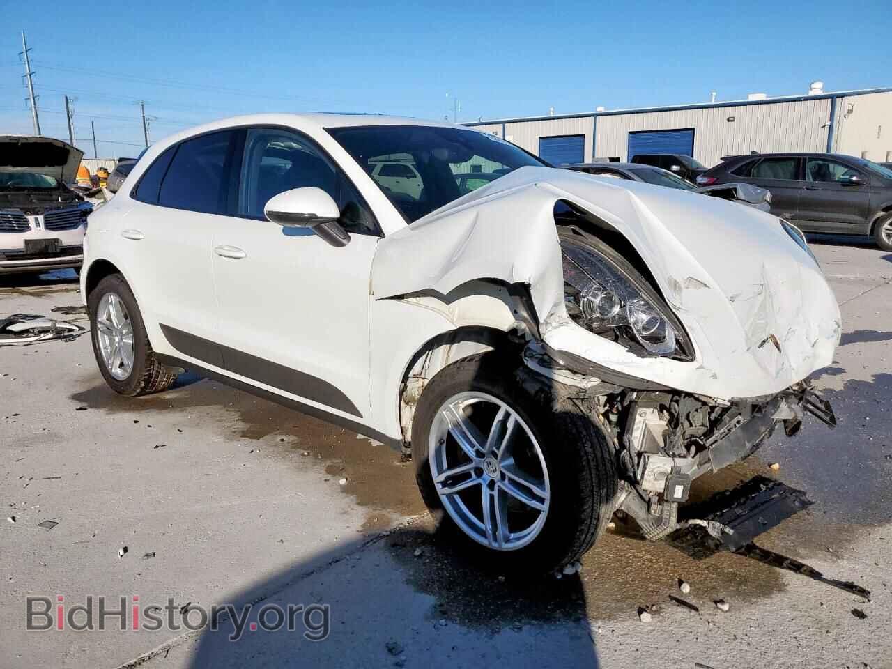 2018 PORSCHE MACAN - VIN: WP1AA2A50JLB19219 - Photo 4