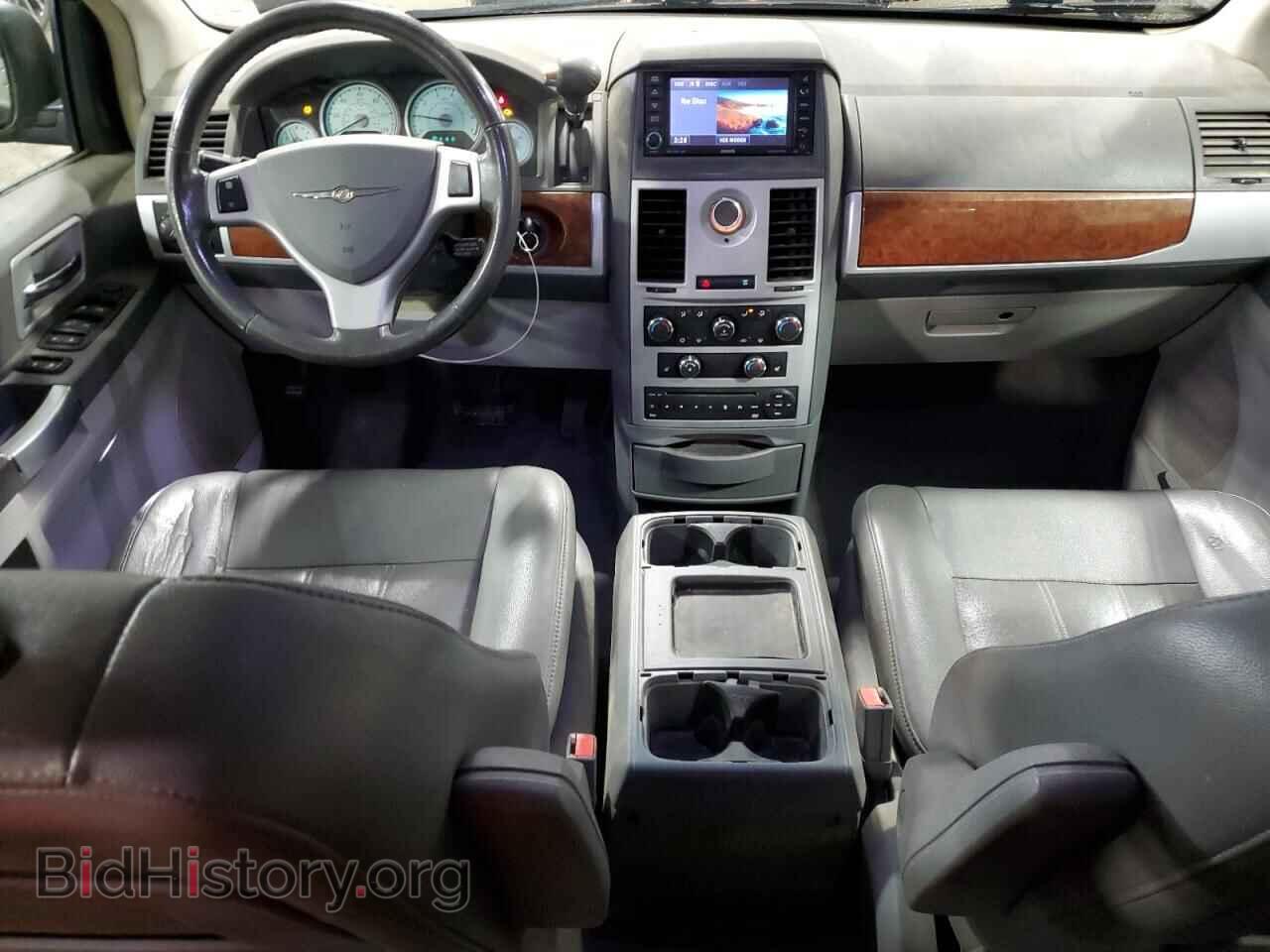 2008 CHRYSLER MINIVAN - VIN: 2A8HR54P18R844460 - Фото 8