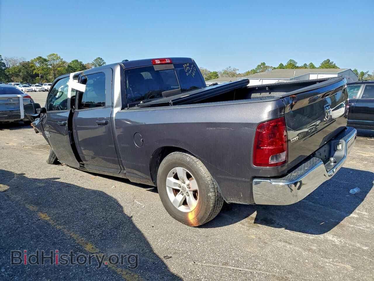 2019 RAM 1500 - VIN: 1C6RR6TT2KS693481 - Photo 2