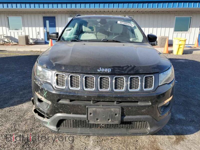 2017 Jeep COMPASS (VIN 3C4NJDBB8HT616908) — фото 5 из 13