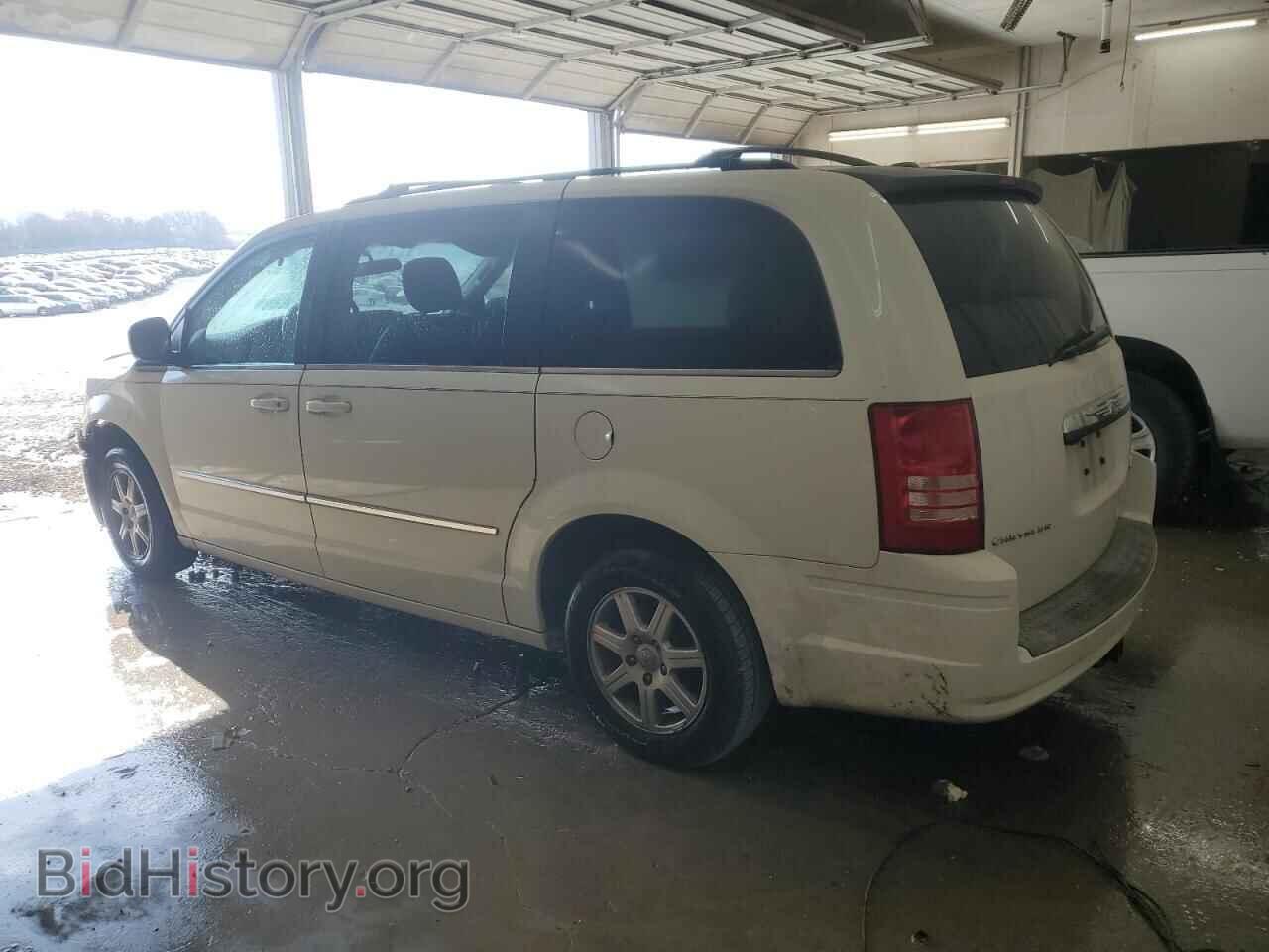 2010 CHRYSLER MINIVAN - VIN: 2A4RR5D14AR142933 - Photo 2