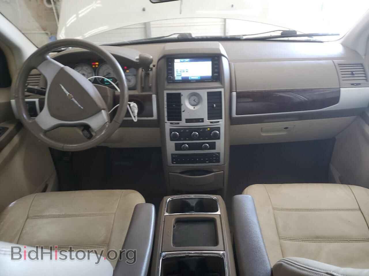 2010 CHRYSLER MINIVAN - VIN: 2A4RR5D14AR142933 - Photo 8
