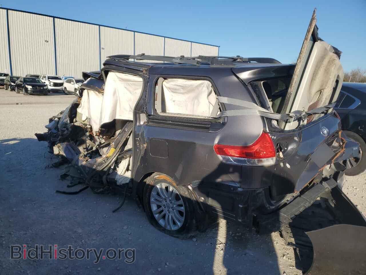 2012 TOYOTA All Models - VIN: 5TDYK3DC3CS257450 - Фото 2