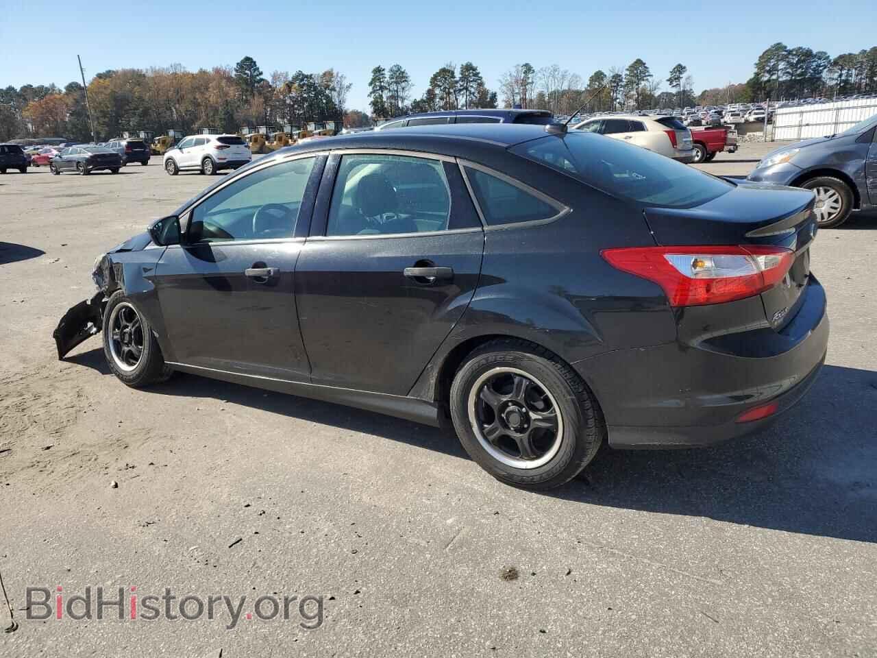 2013 FORD FOCUS - VIN: 1FADP3E22DL282158 - Photo 2