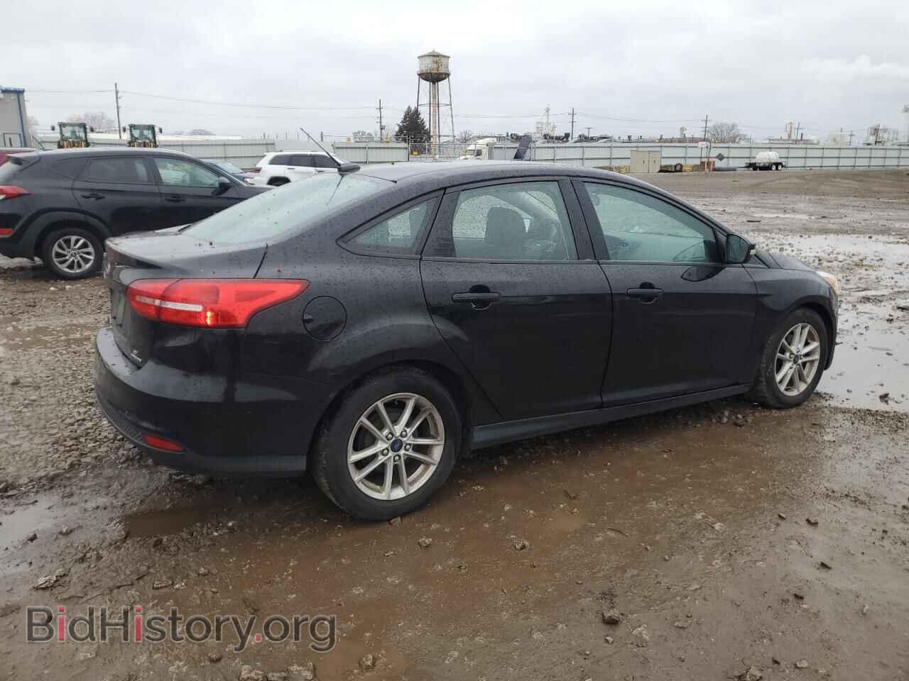 2016 FORD FOCUS - VIN: 1FADP3F2XGL233096 - Фото 3